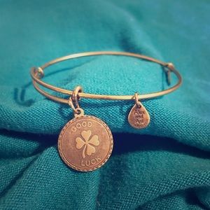 Alex & Ani good luck four leaf clover